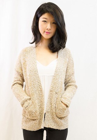 FINE KNIT V NECK CARDIGAN WITH FRONT POCKETS