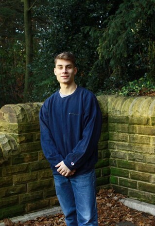VINTAGE BLUE CHAMPION SWEATSHIRT