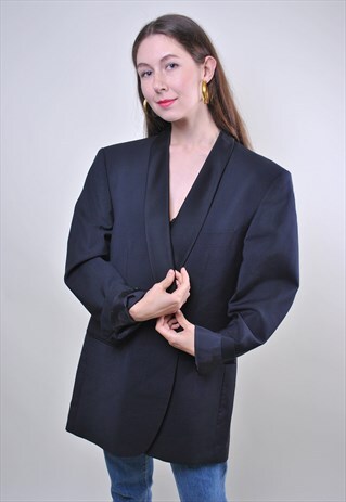 BLACK WOMAN VINTAGE WOOL OVERSIZE BLAZER
