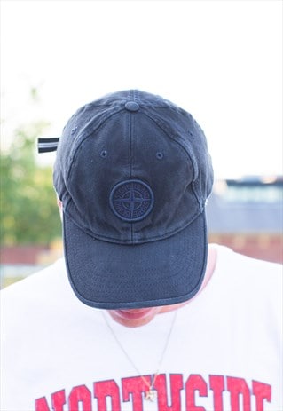 VINTAGE 90'S STONE ISLAND CAP IN BLACK