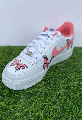 NIKE CUSTOMISED AF1-HAND-PAINTED BUTTERFLIES