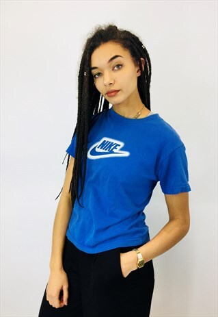 VINTAGE NIKE SWOOSH T SHIRT