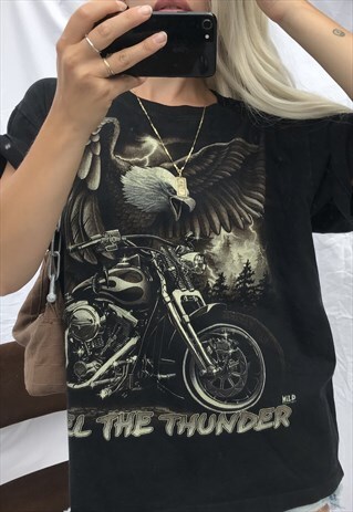 VINTAGE 90S Y2K BLACK OVERSIZED WILD BIKER BABE T-SHIRT