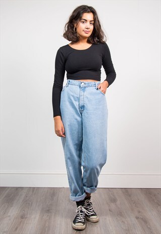 VINTAGE 90'S LIGHT BLUE DENIM LEVI'S MOM JEANS