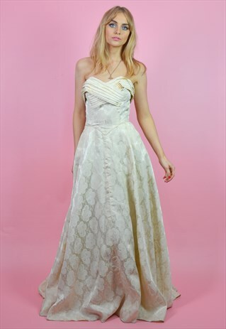 VINTAGE 1950S IVORY BROCADE PRINCESS BALL GOWN WEDDING DRESS
