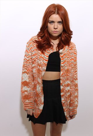VINTAGE 1970'S 70'S SCALLOPED ORANGE WHITE KNIT CARDIGAN S-M
