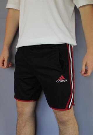 VINTAGE ADIDAS SHORTS IN BLACK WITH POCKETS, EMBROIDERED LOG