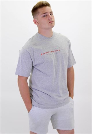 VINTAGE REEBOK T-SHIRT