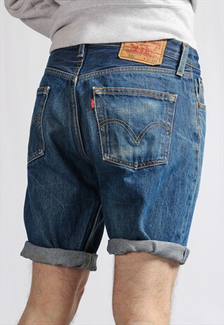 VINTAGE LEVI'S DENIM SHORTS