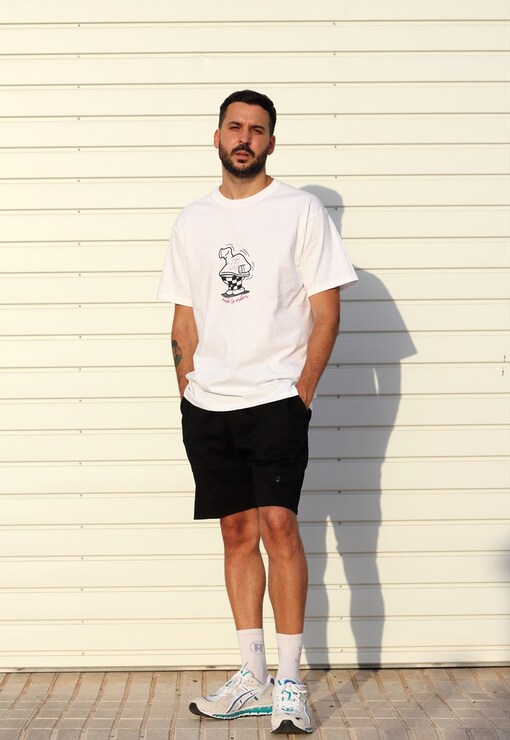garment image