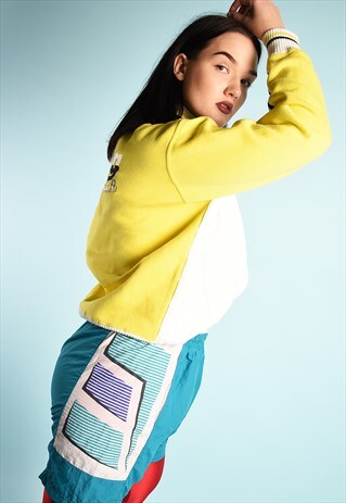 VINTAGE 80'S RETRO ATHLEISURE SPORTS SHELL SHORTS