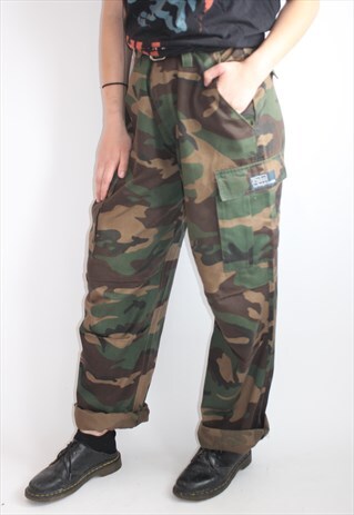 VINTAGE 90S POLO RALPH LAUREN CAMO PANTS