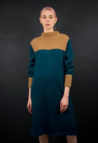 LONG KNITTED JUMPER DRESS