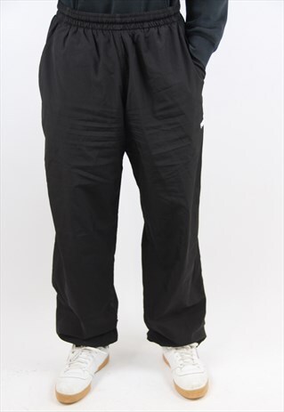 VINTAGE PUMA BLACK TRACKSUIT BOTTOMS