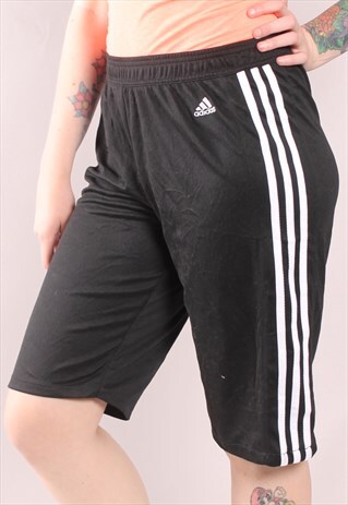 VINTAGE ADIDAS SHORTS