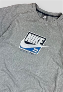 Nike t-shirt Screen print on front 