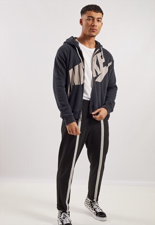 VINTAGE NIKE ZIP UP HOODIE