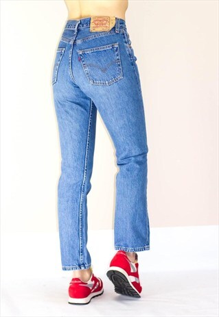 VINTAGE LEVI'S 501 STONEWASH JEANS