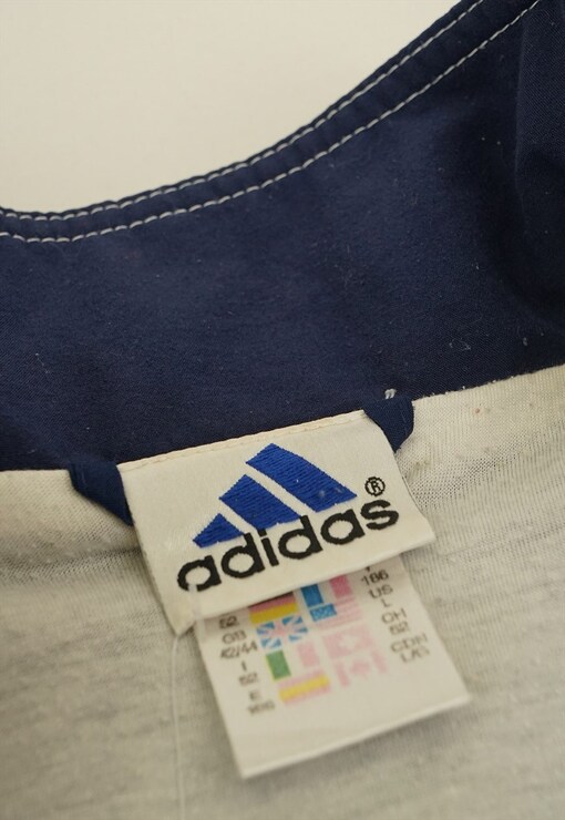 garment image