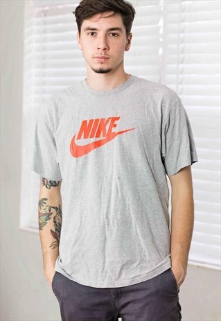 VINTAGE NIKE T-SHIRT LOGO 90S L 7.6
