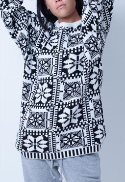Vintage Black White Tile Print Jumper Sweater 
