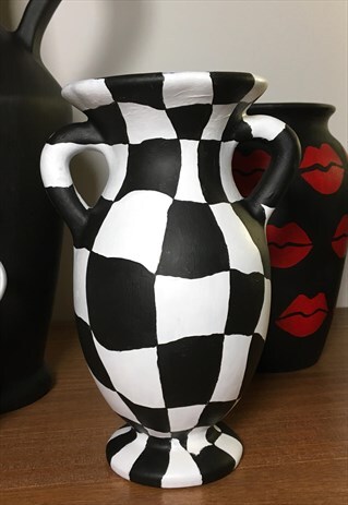 VINTAGE CERAMIC CHECKERED VASE HANDPAINTED