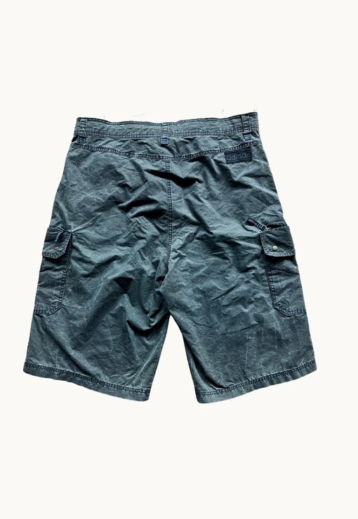garment image