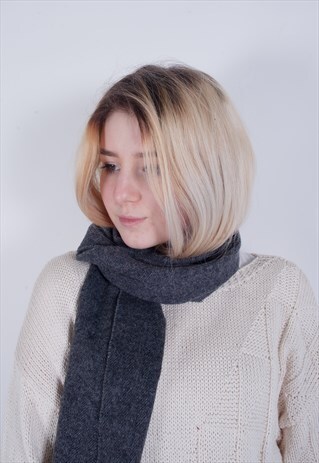 VINTAGE GREY WOOL SCARF