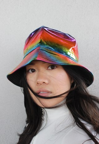 RAINBOW HOLOGRAM FESTIVAL BUCKET HAT