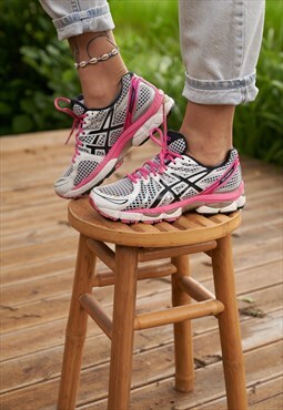 Y2K Asics Gel Trainers Running Shoes Silver Pink 