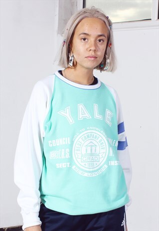 VINTAGE BEST COMPANY GREEN AND WHITE GRAPHIC SWEATSHIRT