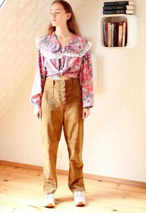 garment image