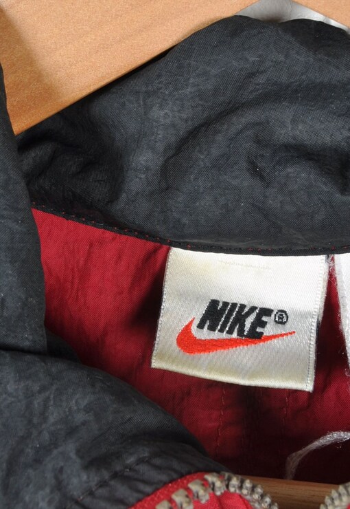 garment image