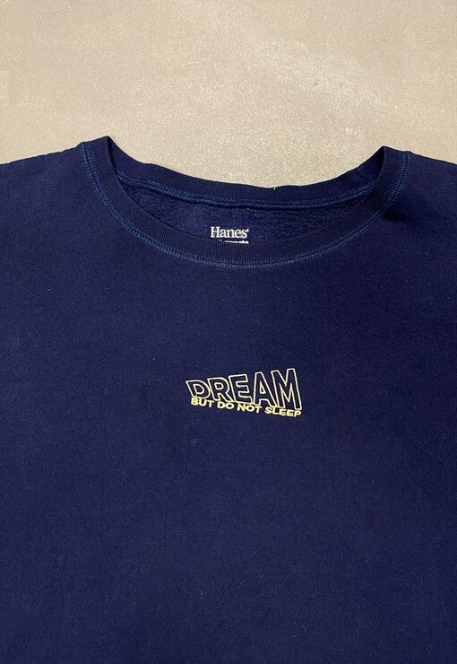 garment image