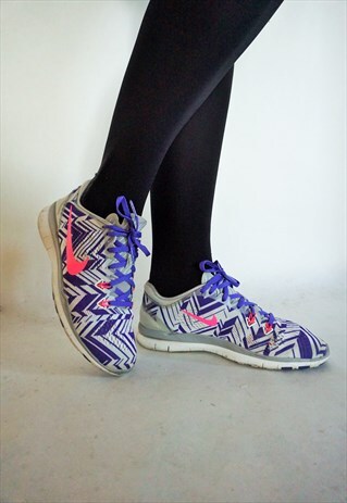 VINTAGE NIKE SNEAKERS SHOES SHOE TRAINERS RUN TIE RUNNING
