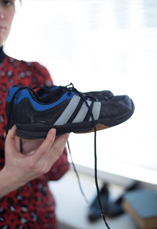 VINTAGE 90'S BLACK/GREY TRAINERS