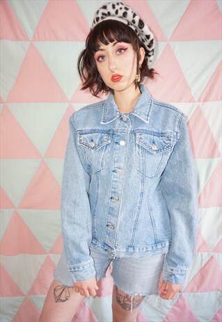 VINTAGE 90S BLUE DENIM JACKET WITH STUD DETAILS