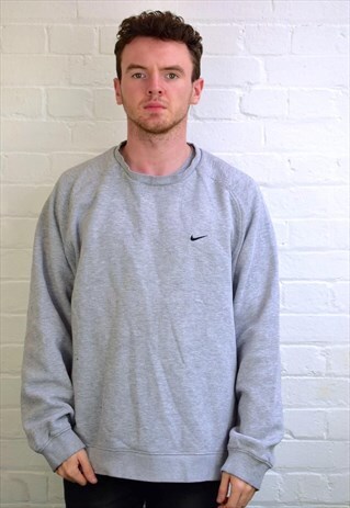 VINTAGE 90'S NIKE SWEATSHIRT