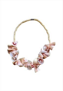Vintage Necklace l Pink shells 