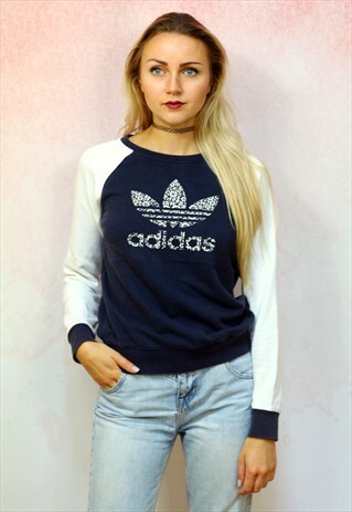 1990S VINTAGE FLORAL WHITE SYMBOL NAVY BLUE CASUAL SWEATER