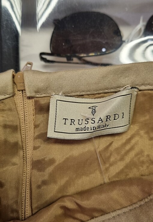garment image