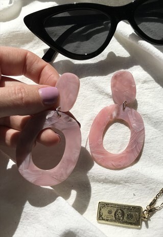 STATEMENT OVERSIZED PINK ACRYLIC DANGLE HOOPS EARRINGS
