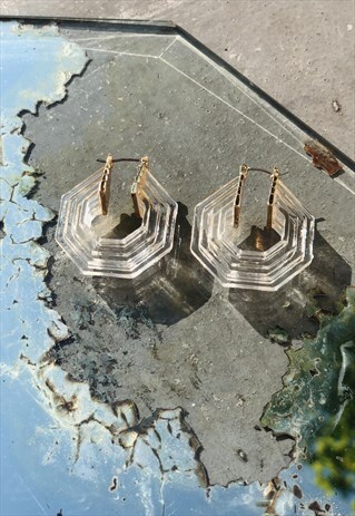 CLEAR RIDGED THICK HEXAGON HOOP EARRINGS