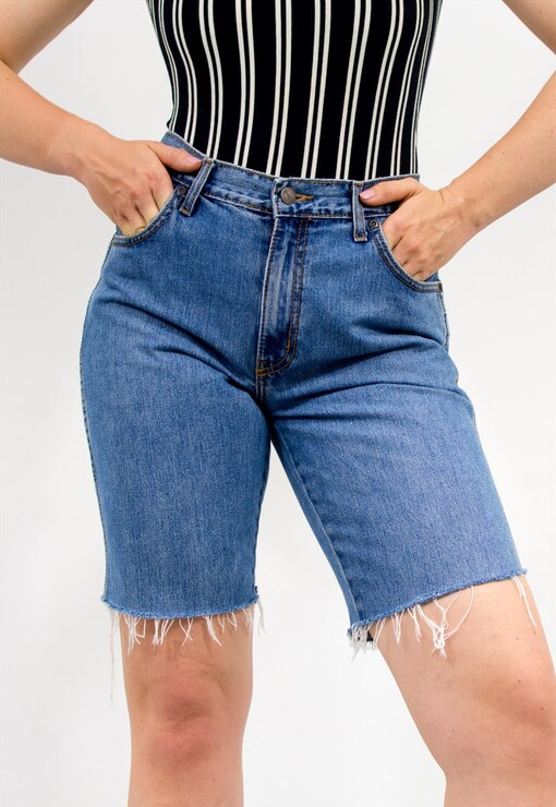 garment image