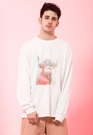 LONG SLEEVE GRAPHIC T-SHIRT IN WHITE