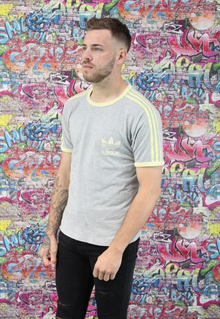 VINTAGE 90S ADIDAS T-SHIRT. UNISEX