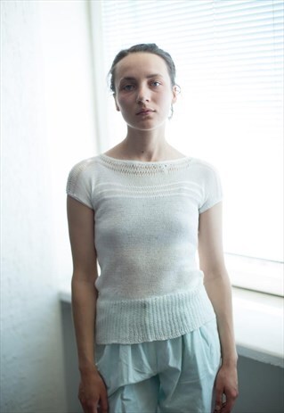 VINTAGE 90'S WHITE CROCHET TOP