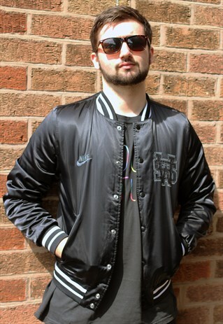 VINTAGE NIKE USA COLLEGE VARSITY JACKET
