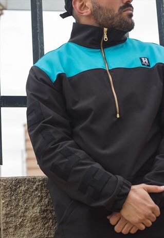 1/4 ZIP COAT IN BLACK AND BLUE