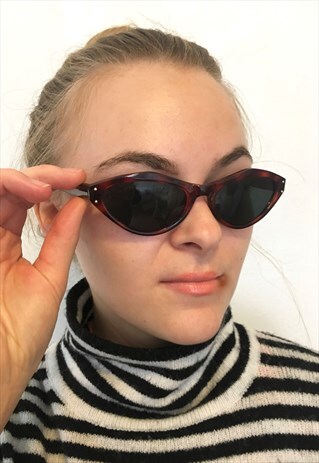 VINTAGE 1990S BROWN CAT EYE SUNGLASSES AUDREY